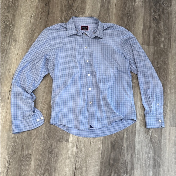 Untuck it Men’s Button down Casual shirt. Size Medium Blue EUC - Picture 1 of 7